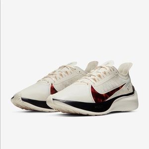 NIB Nike Zoom Gravity Tortoise Sneakers SZ 10